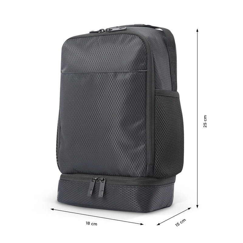 Lunchbag Skram M Black N01